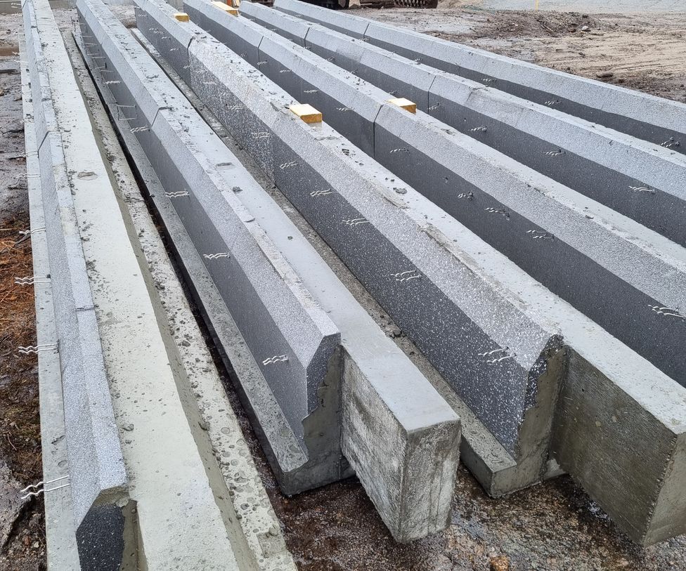 20,000kg concrete elements